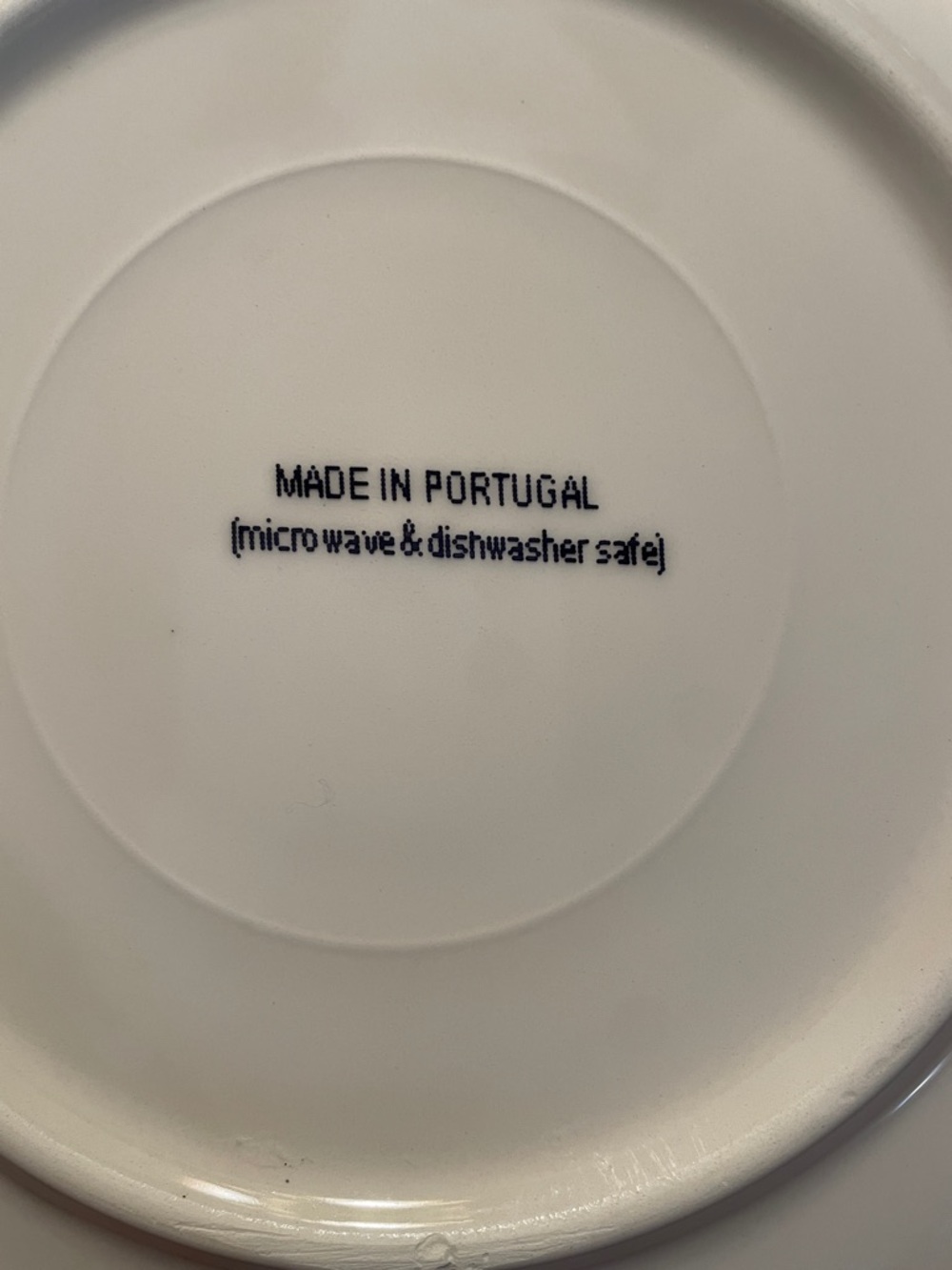 Yellow Rabbit Ceramic Luncheon Plate 8.5" Rustic Farmhouse Style - Picture 4 of 5